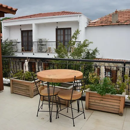 Hotel Monza House 2*