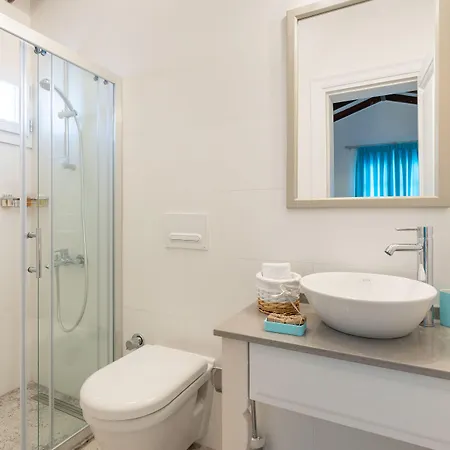 Monza House Otel 2*