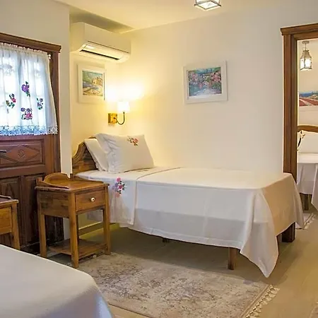 Monza House Otel 2*