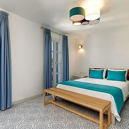 Otel Monza House 2*
