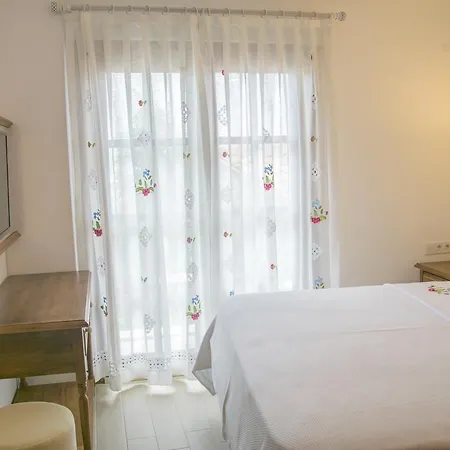 Hotel Monza House