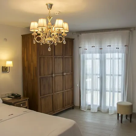 Hotel Monza House 2*